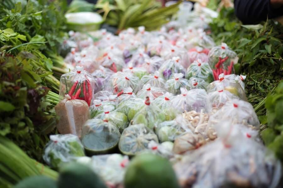 Le marché populaire de Soi Talat Sri Wanit